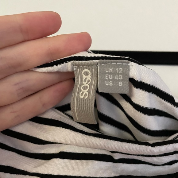 ASOS black & white stripped off the shoulder dress - Picture 4 of 6